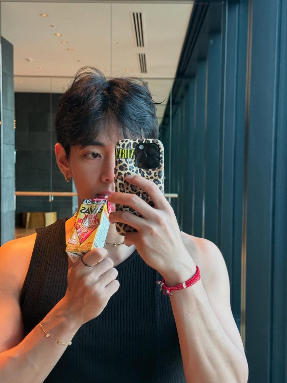 BTS’s V photodump from his recent trip to Japan