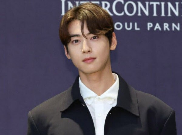 Arden Cho rallies behind Cha Eun Woo amidst record-breaking 20 billion KRW tax controversy