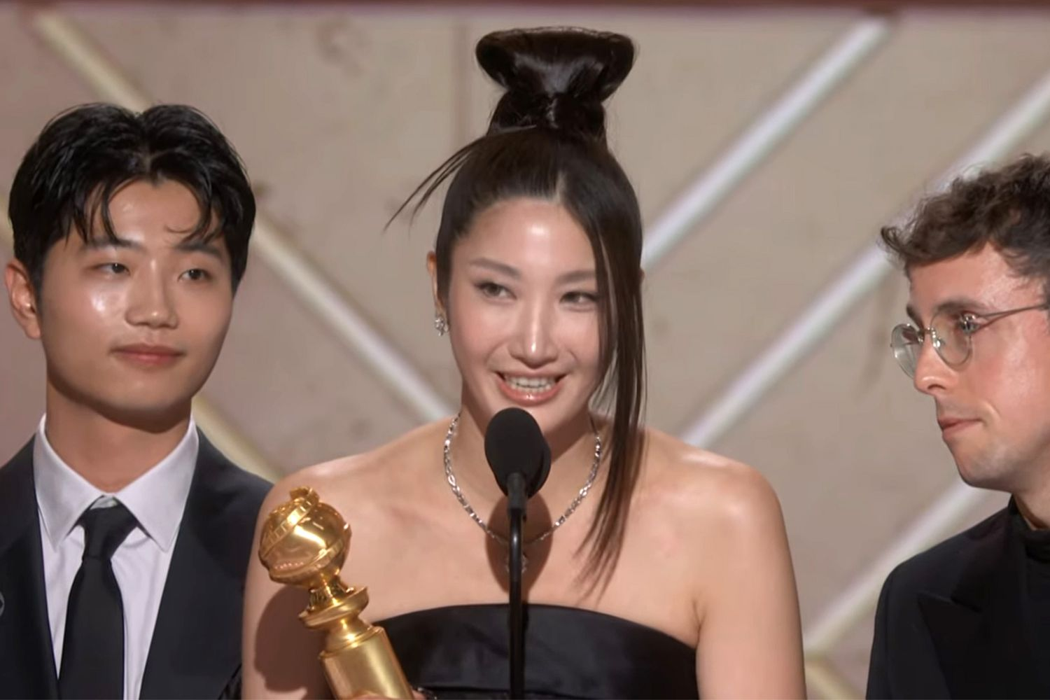 “We Were All Born to Shine” :  Why EJAE’s Golden Globes Speech Was the Moment of the Night