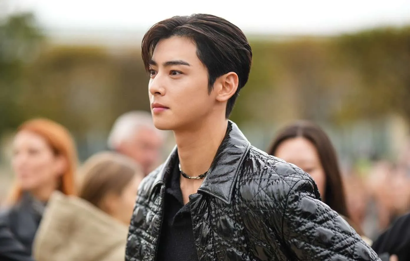 Cha Eun Woo Facing Career Crisis Just 1 Year Before Discharge ?