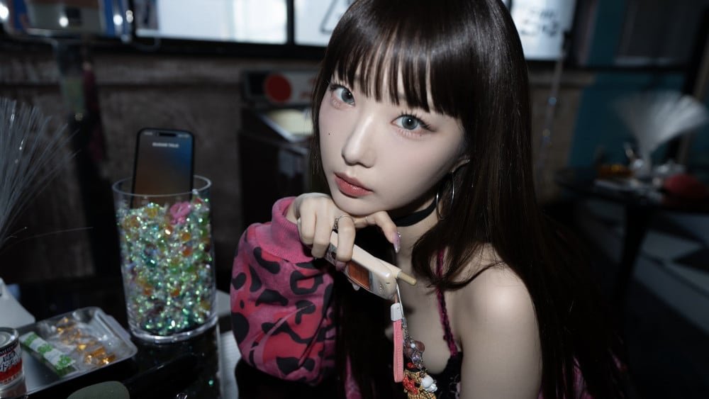 LOONA and Loossemble Member YeoJin Announces First Solo Digital Single