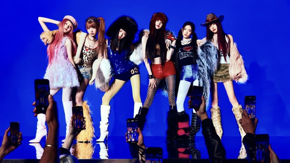 IVE Claims First Music Show Trophy for “BLACKHOLE” on Show Champion