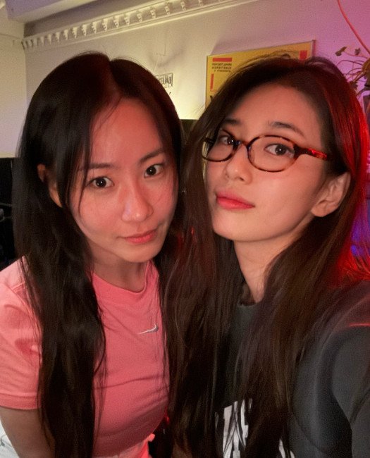 Jo Hyun Ah Tears Up Revealing Suzy Stayed by Her Side for 3 Days at Mother’s Funeral