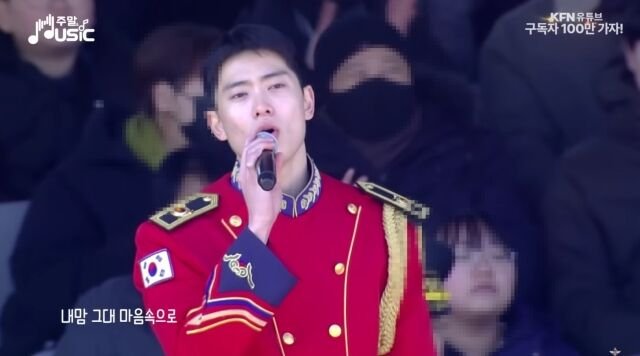 Yoo Seung Woo Returns: Singer Marks Military Discharge with Heartfelt DIY Fan Event