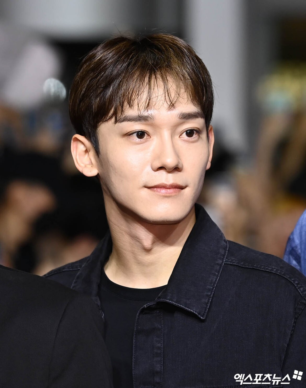 CHEN Brings ‘Arcadia’ to Life in Manila: A Heartfelt Serenade of Acceptance and Artistry