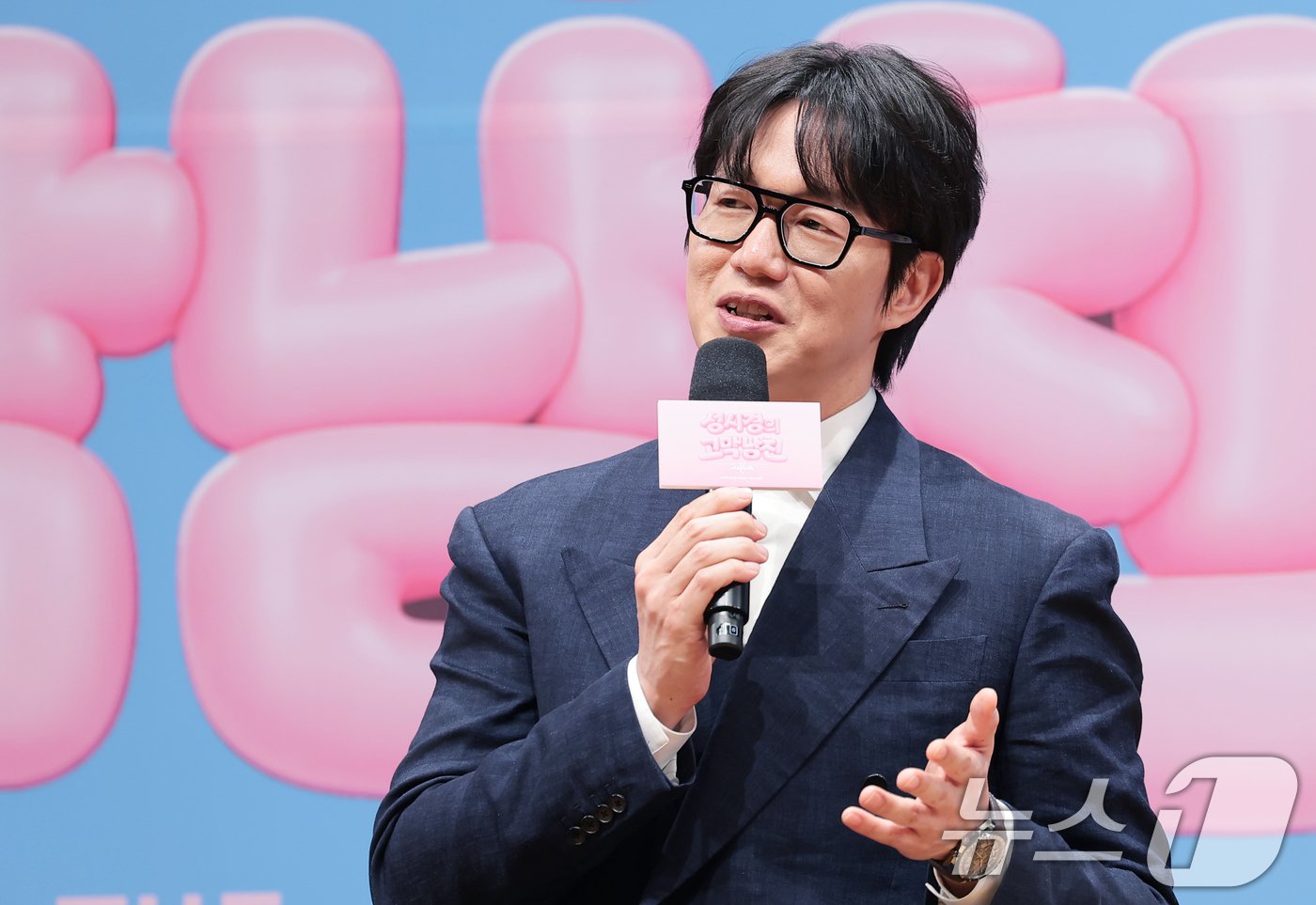 Sung Si Kyung Explains ‘Eardrum Boyfriend’ Title