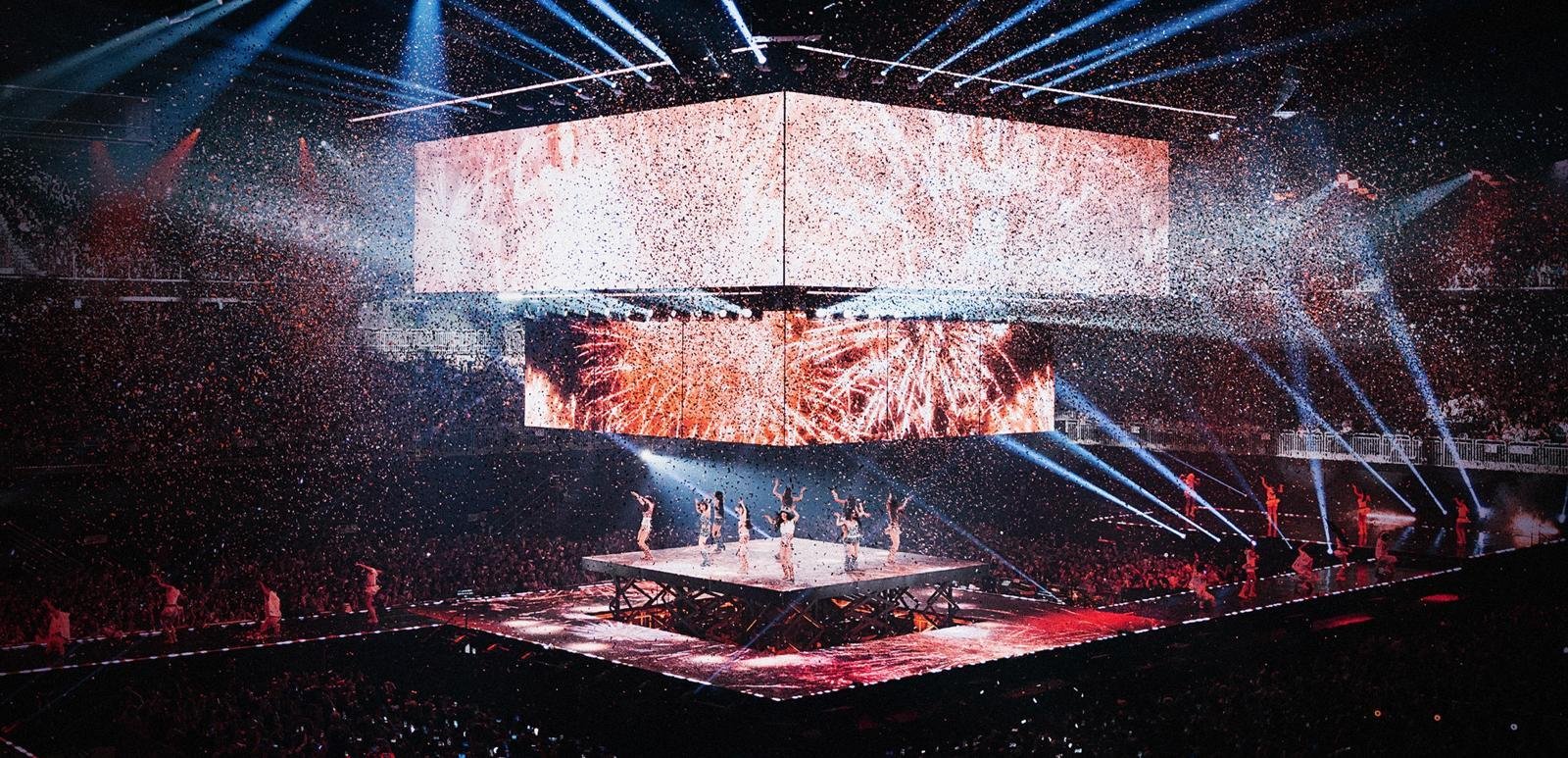 TWICE Sets North American Tour Record With 550K Fans