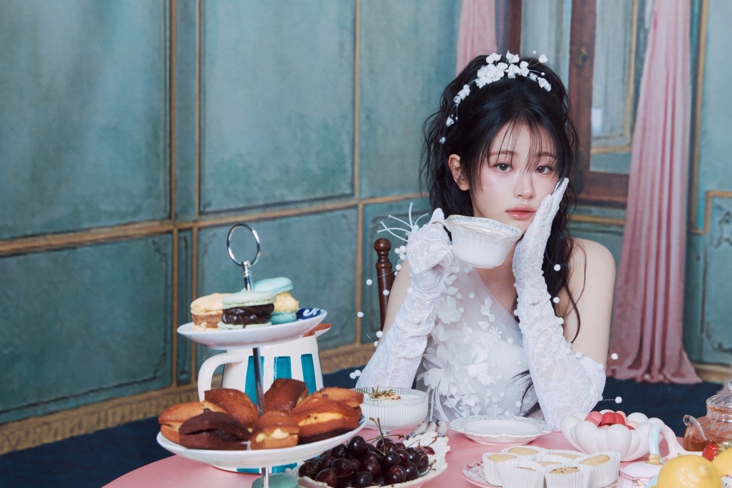 QWER ‘CEREMONY’ Comeback: Magenta & Hina Spring Fairies