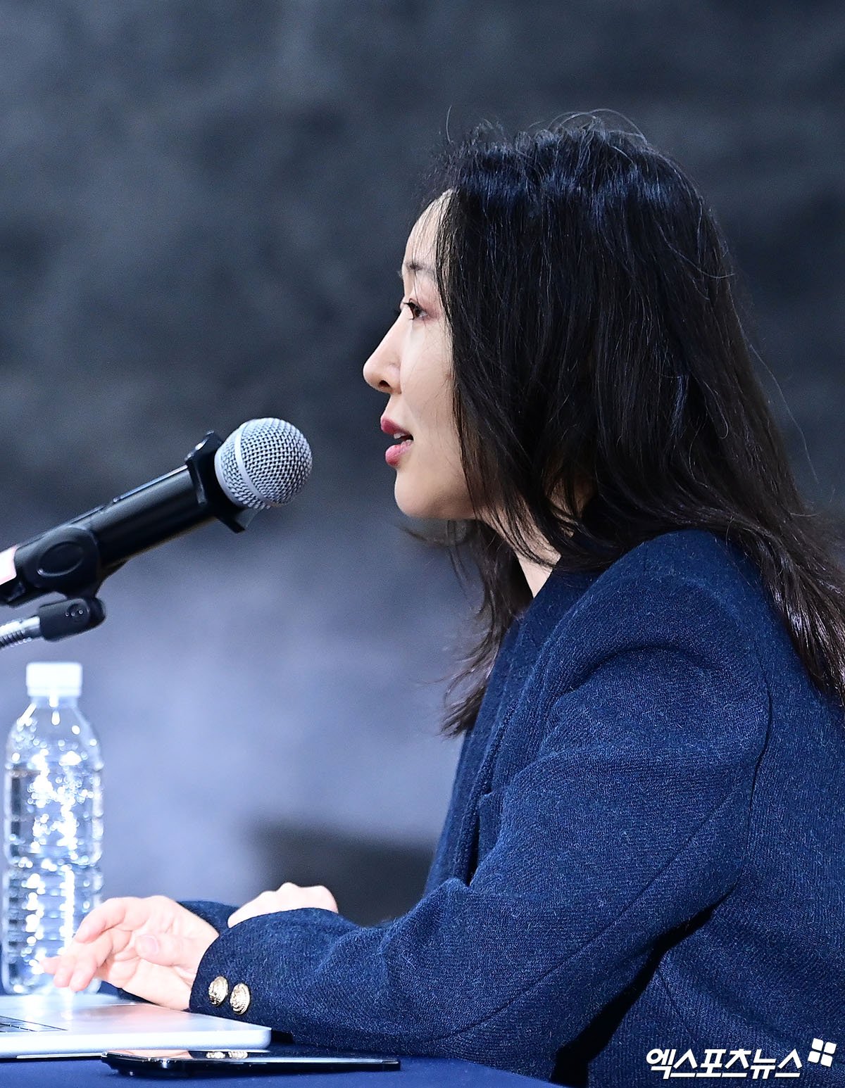 ADOR Freezes 7B KRW Assets of Min Hee Jin & Danielle’s Mom