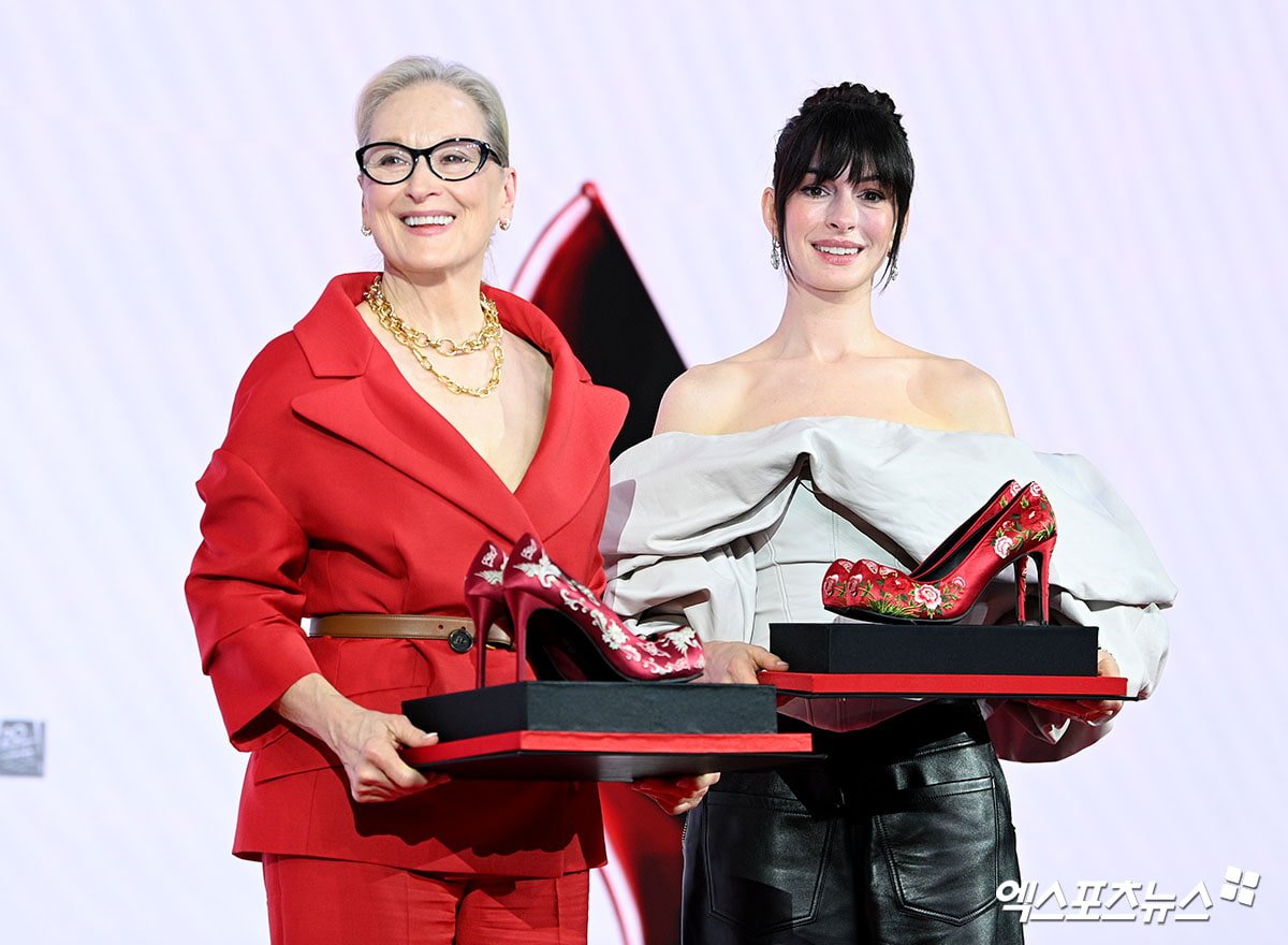 IVE Wonyoung Interviews Meryl Streep & Anne Hathaway