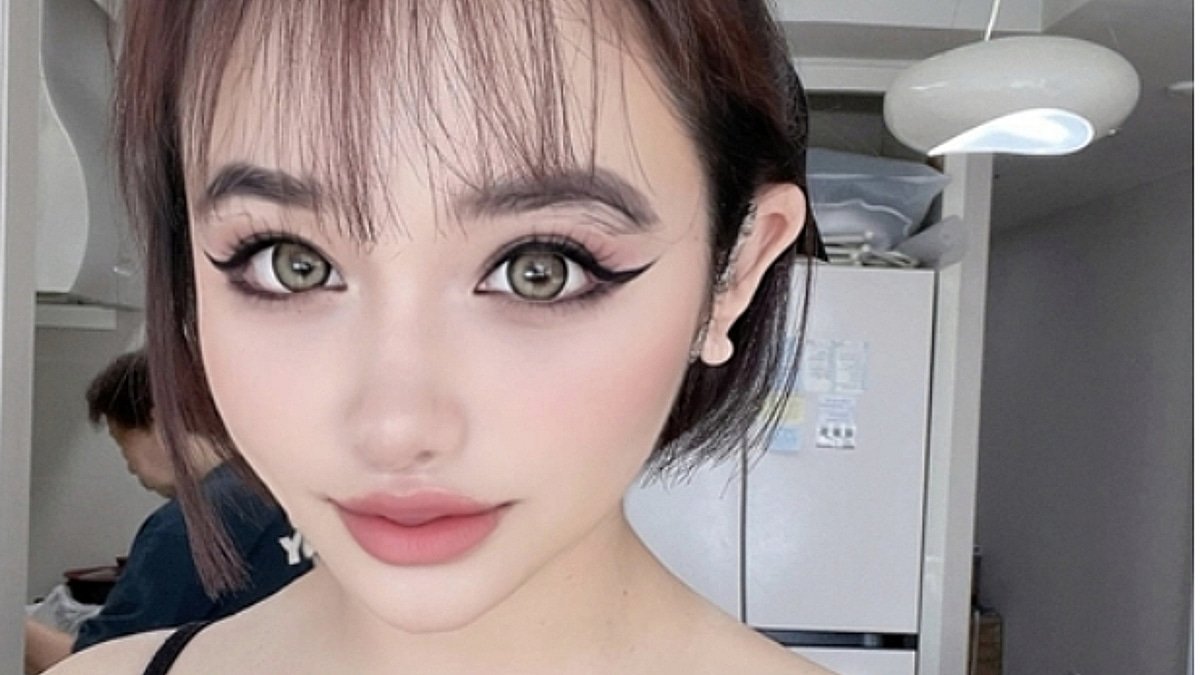 Park Bom Pens Sweet Letter to Lee Min Ho Amid Her Hiatus