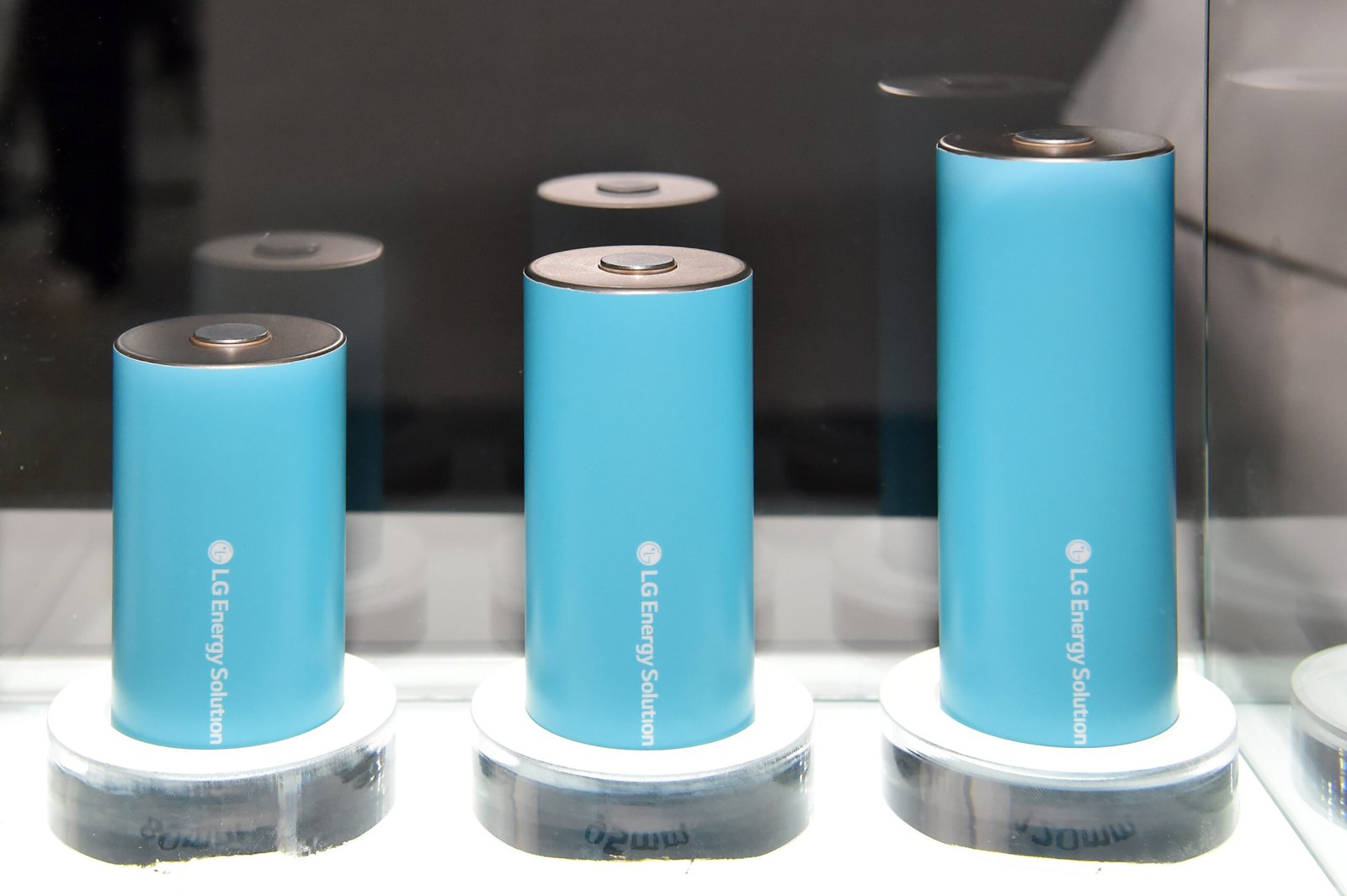 Lee Hyori Sets Rules at Popular Seoul Yoga Studio