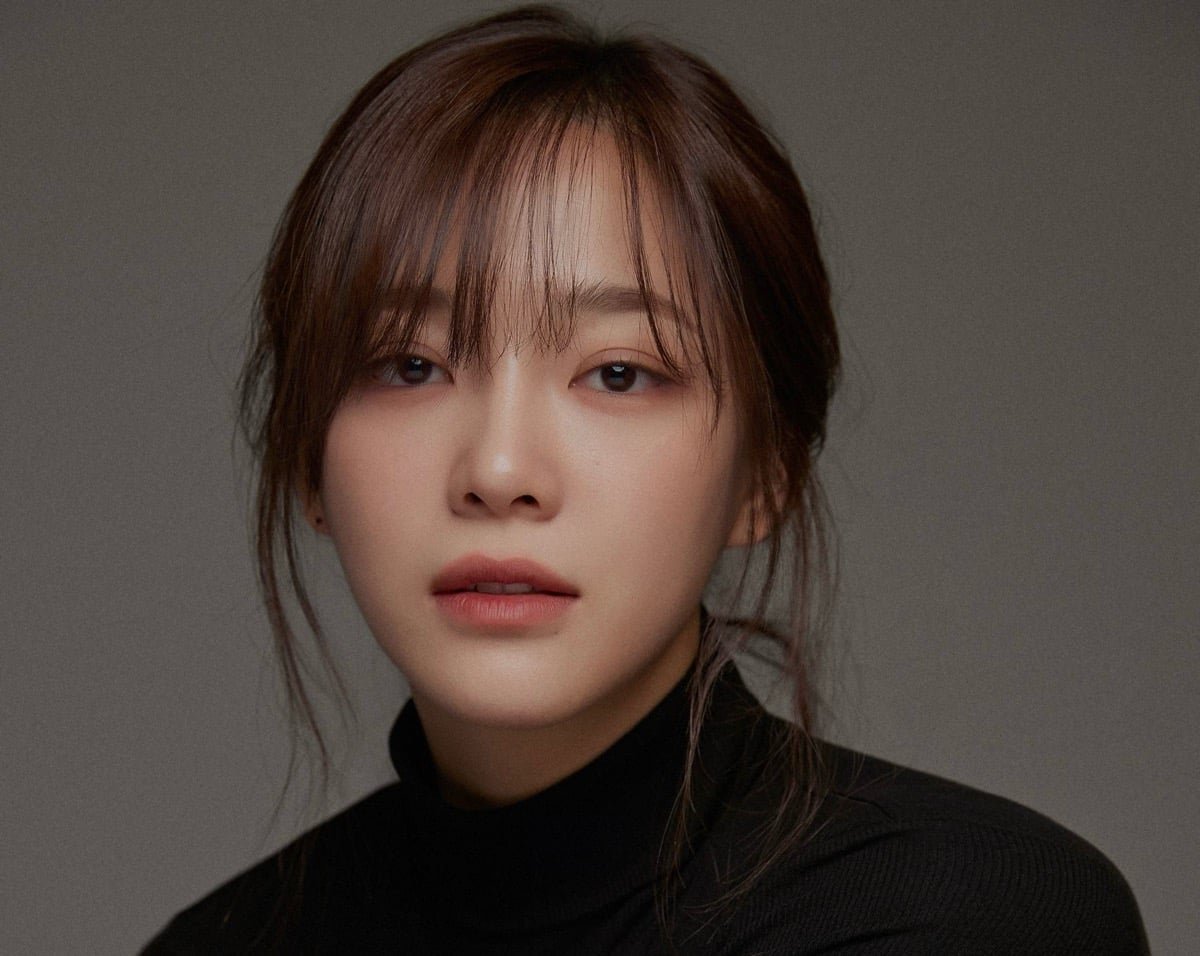 K-Pop Idol to Shaman: Park Seo Hwi’s New Path