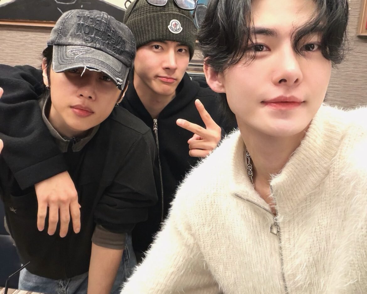 The Boyz Reunion: Eric & Sunwoo Meet Former Member Hyunjun
