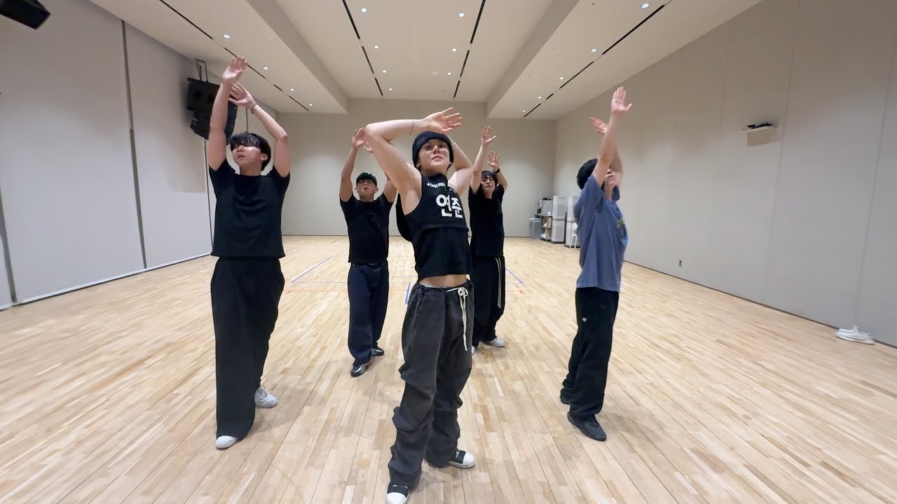 TXT Teases ‘Stick With You’ Choreo Ahead of New Album