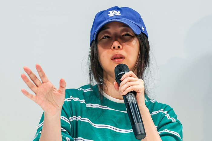 ADOR Freezes 7B KRW Assets of Min Hee Jin & Danielle’s Mom
