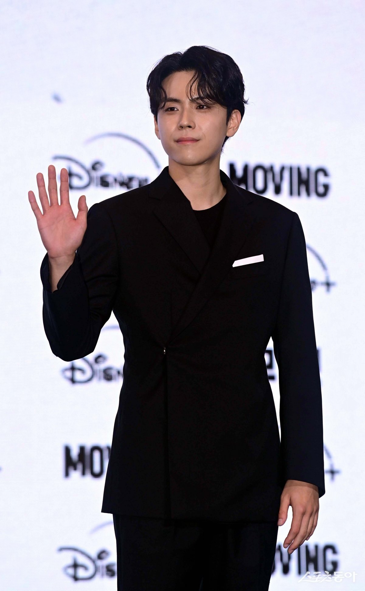 Kim Do Hoon in Talks for Netflix Historical Film ‘Dochabi’