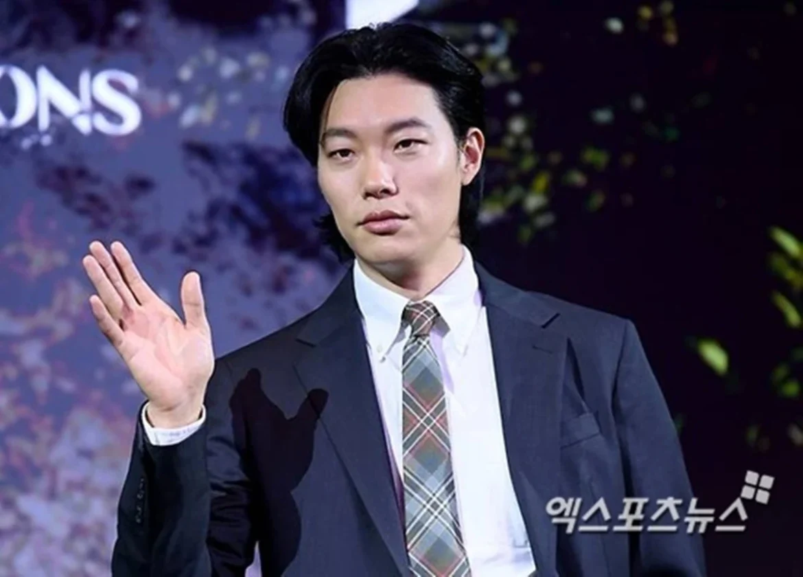 Ryu Jun Yeol Spotted at Cannes: Han So Hee Film Mentioned