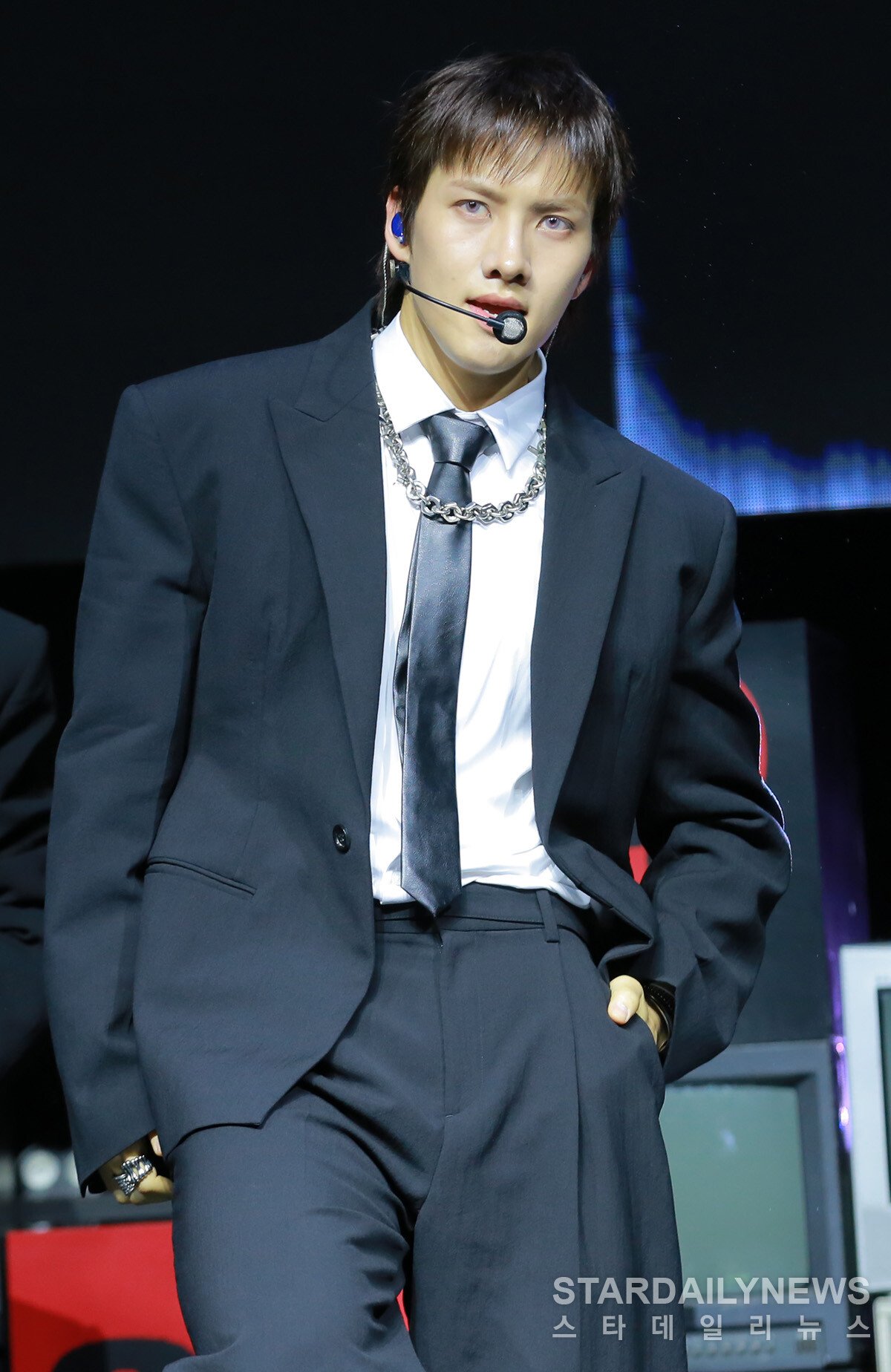82MAJOR Cho Seong Il Adjusts ‘FEELM’ Promos Due to Injury