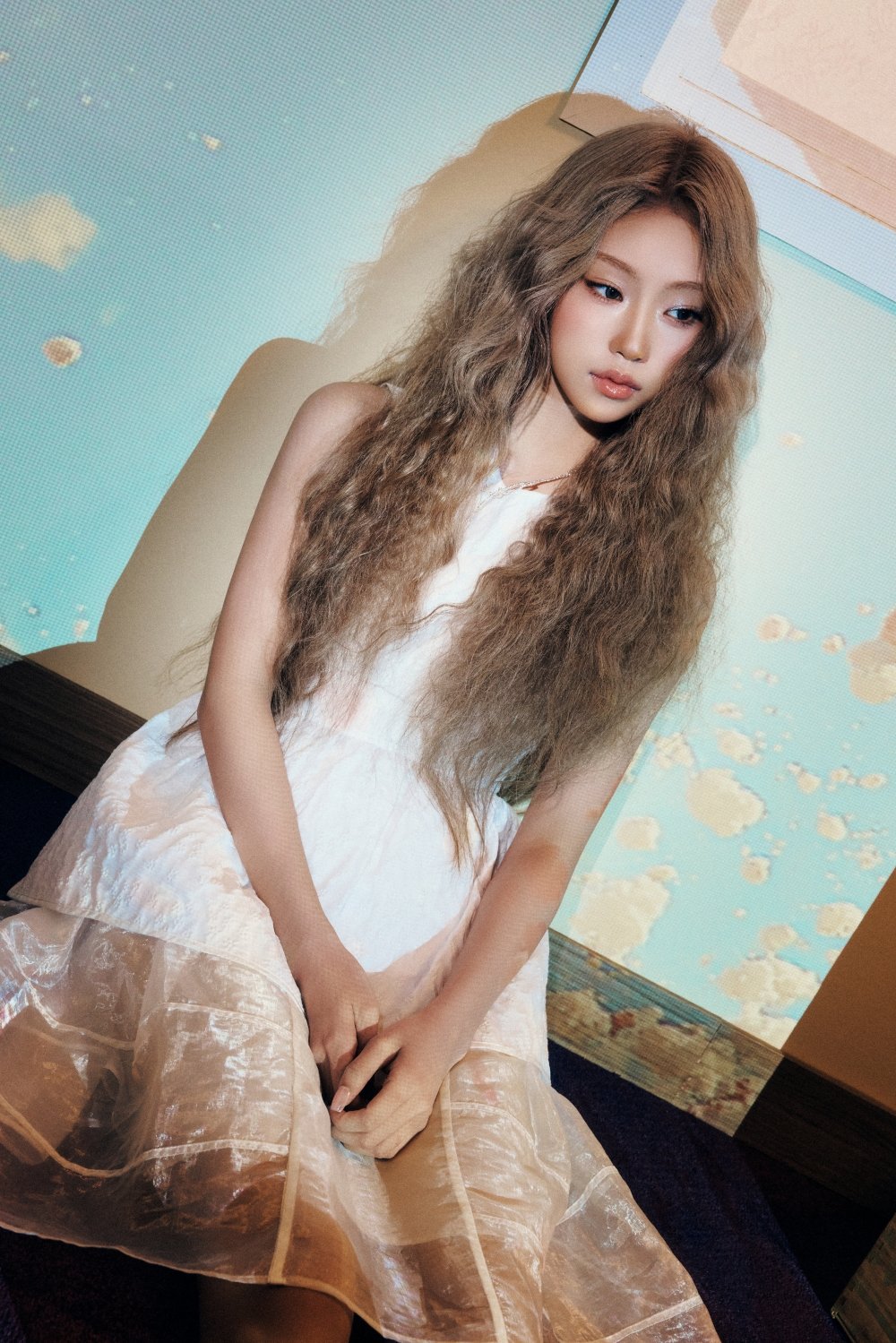 izna Stuns in Dreamy Concept Photos for ‘SET THE TEMPO’