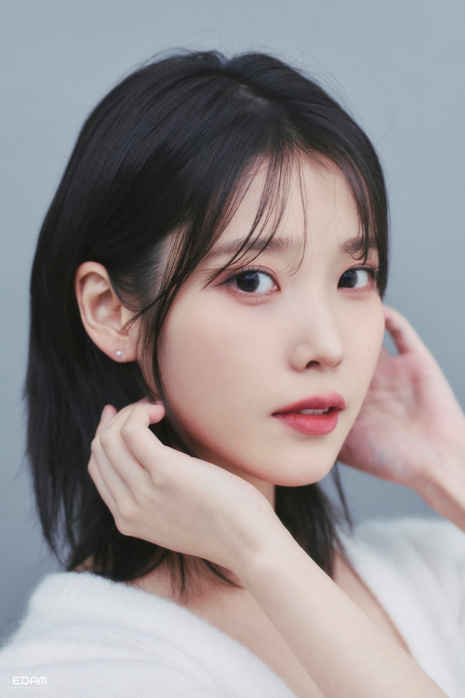 IU Donates 300M KRW on Birthday as ‘IUAENA’